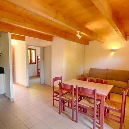T3 Avec Jardin, A 5 Min De La Plage, Jusqu'a 6 Personnes, Calcatoggio - Fr-1-61-549 *
